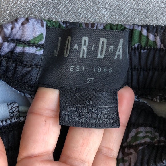 NIKE AIR JORDAN Toddler Jumpman Camo Jogger Pants - Picture 3 of 7